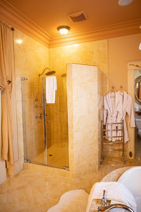 Belle View Manor Inn Harbour Grace Екстер'єр фото
