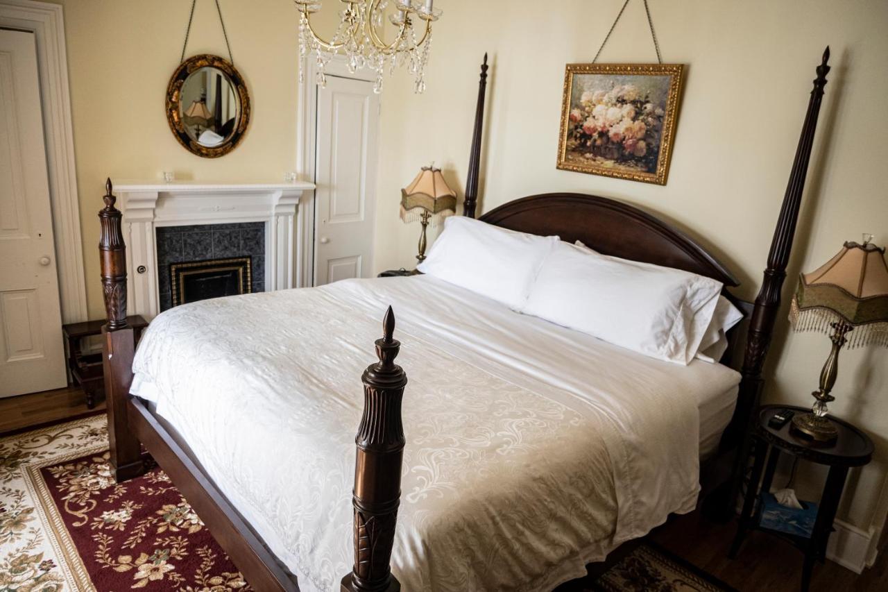 Belle View Manor Inn Harbour Grace Екстер'єр фото