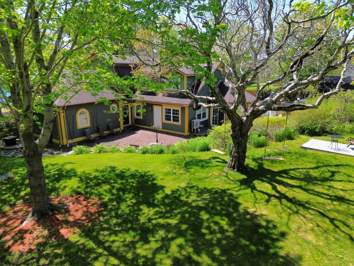 Belle View Manor Inn Harbour Grace Екстер'єр фото